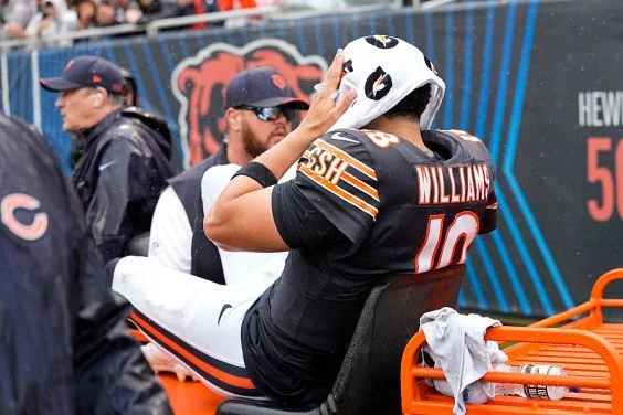 Caleb Williams Faces Serious Injury During Disappointing Game